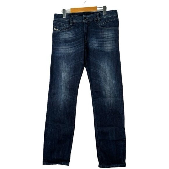 DIESEL Iakop 0831Q Regular Slim Tapered Distressed Dark Wash Denim